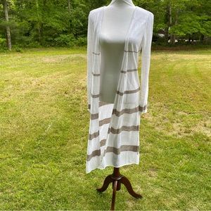 CAbi SWEATER CARDIGAN LONG OPEN FRONT LONG SLEEVE WHITE TAN STRIPES SIZE S